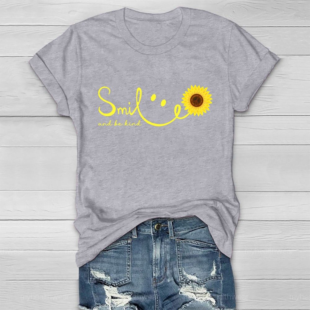 Smile And Be Kind Healthwear T-shirt